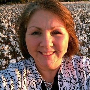 Meet your Posher, Suzanne